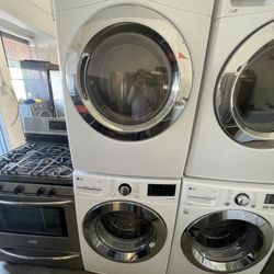 LG WASHER AND DRYER ( GAS DRYER )