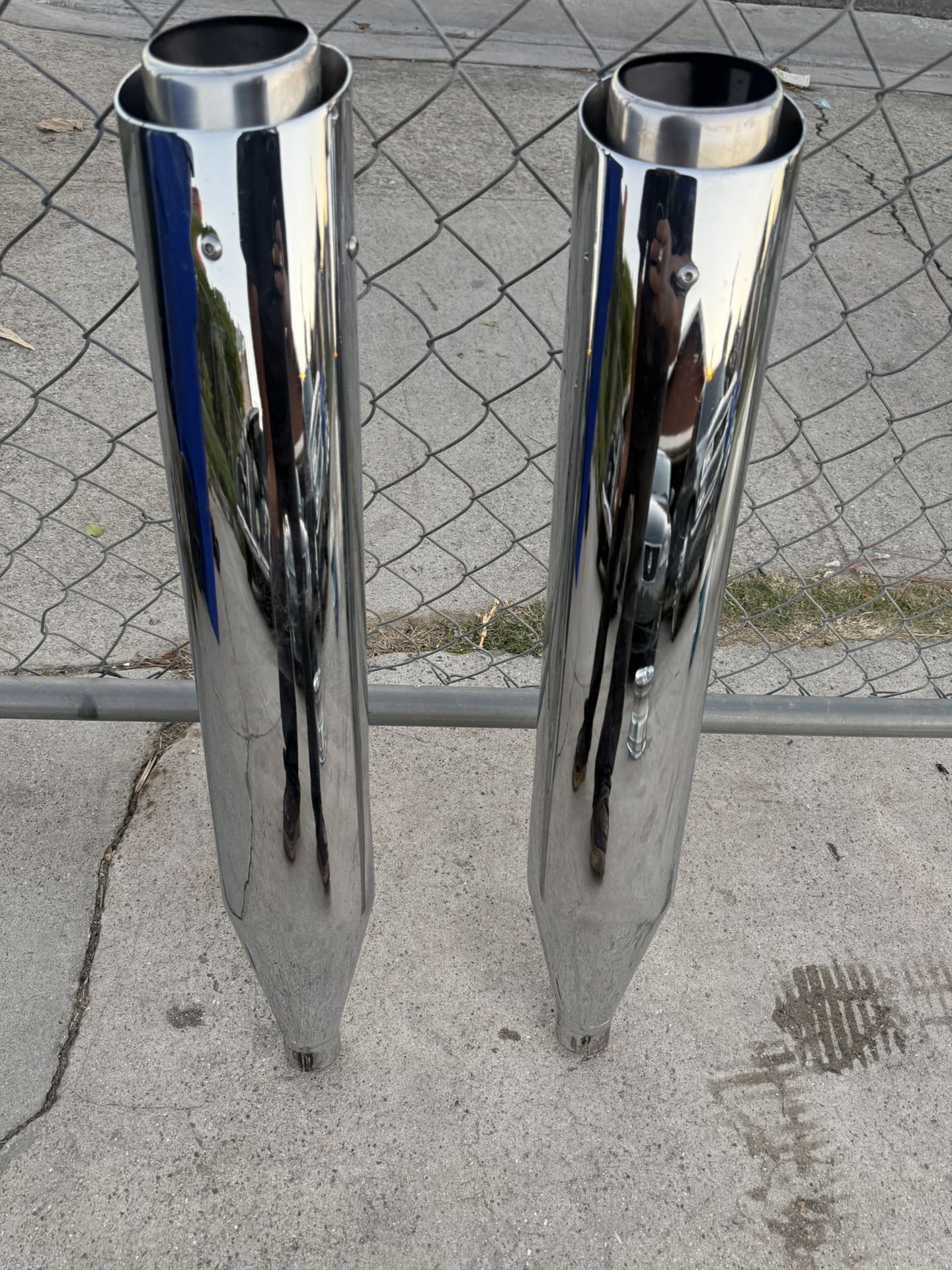 Vance &Hines Harley Exhaust Muffler Fish Tails Roadking Softtail