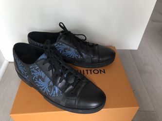 Louis Vuitton men shoes Size 10.5