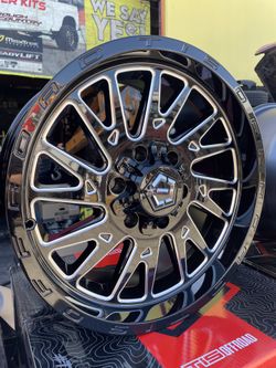 NEW 18” TIS WHEELS 