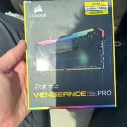 Vengeance Corsair rgb RAM DDR4 2x16 GB | 32 GB 3600 MHz
