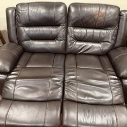 Leather loveseat With Recliners