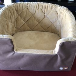 Pet Seat / Bed.  Used Once. As New!
