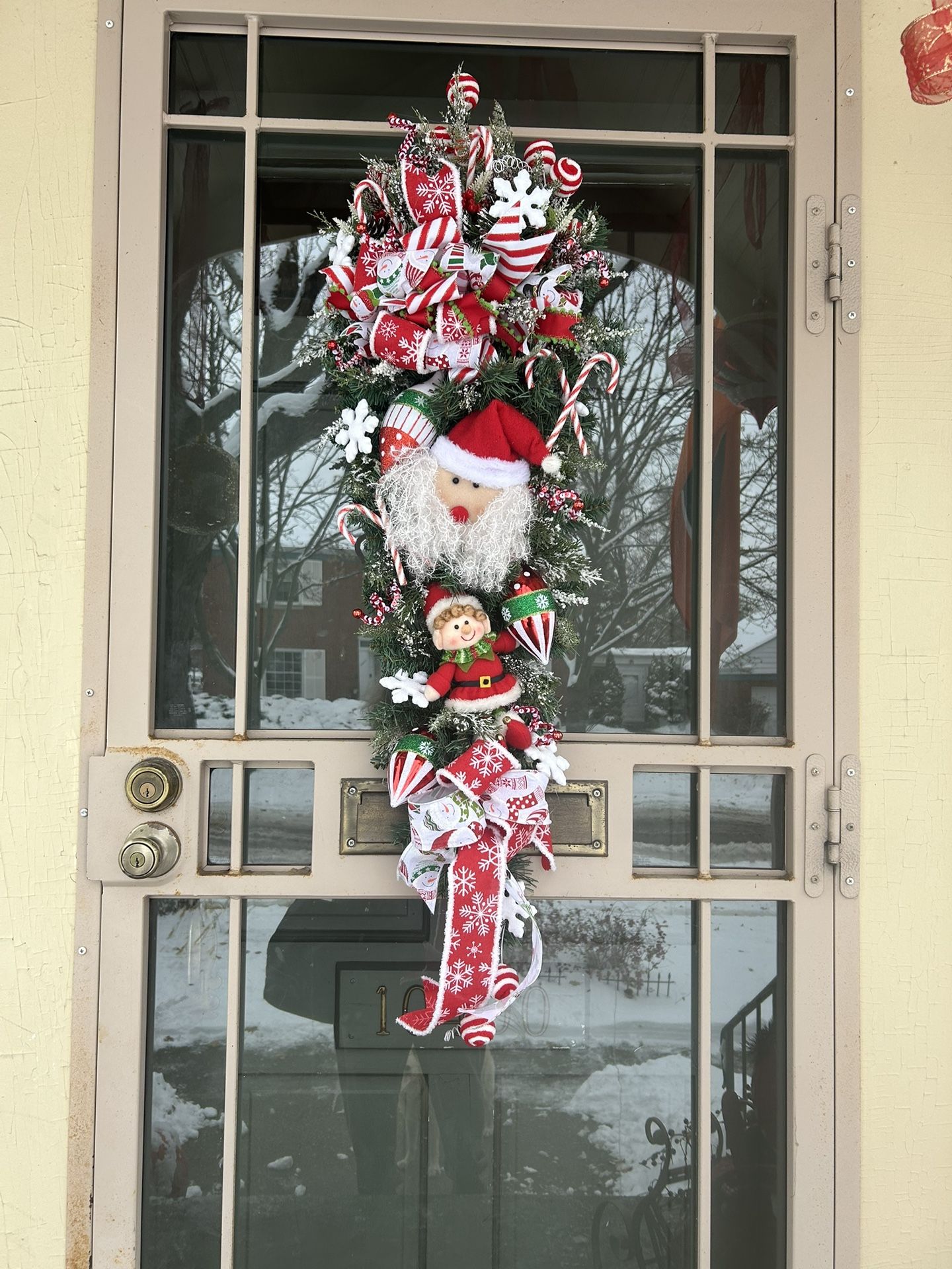 Beautiful 30” Whimsical Christmas Swag