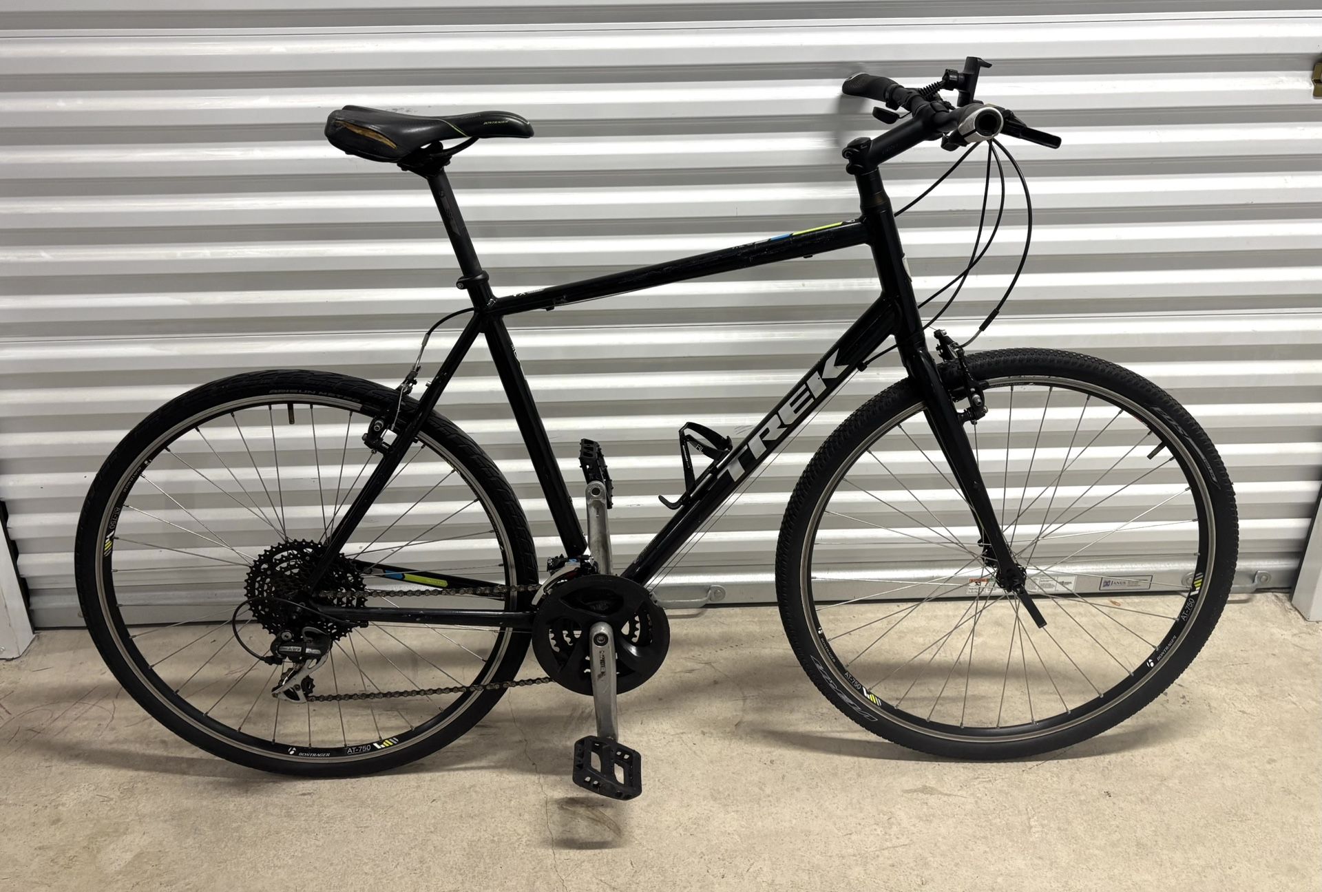 2017 Trek FX 7.2 22.5” XL Frame. Excellent Condition!