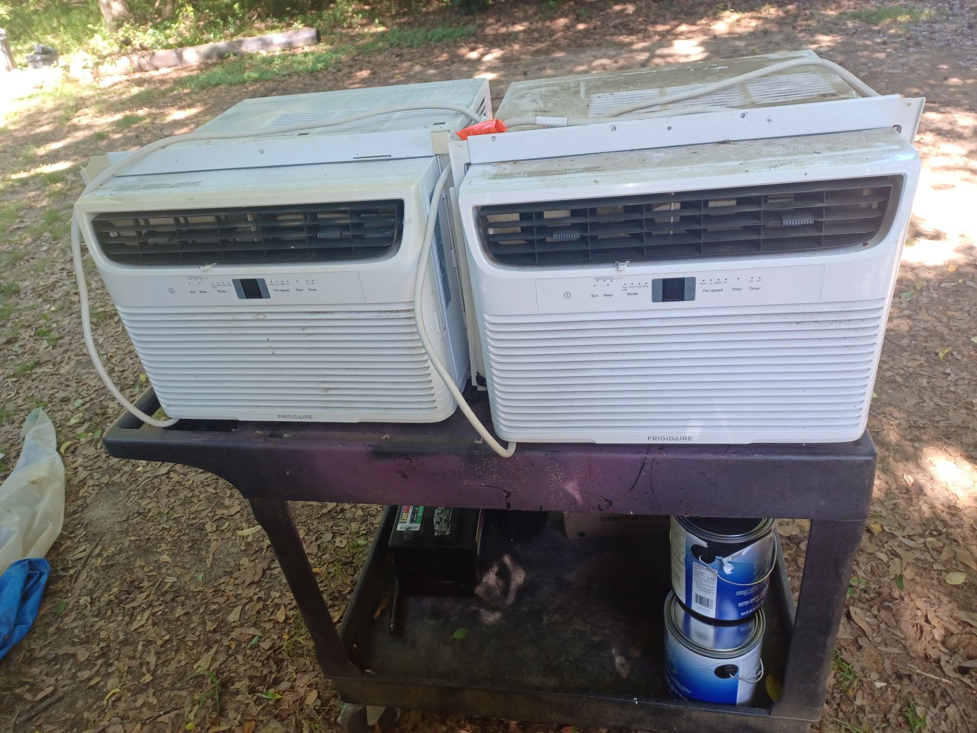 Fridgaire 12,000 btu air conditioners