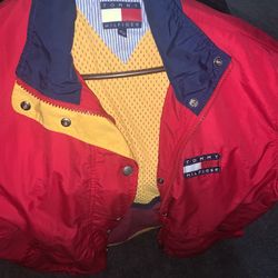 VINTAGE Tommy Hilfiger WB - MEDIUM (1996)