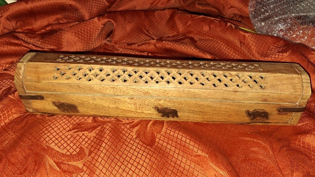 Coffin Syle Wooden Incense Burner with 3 Brass Elephants. For Sticks and Cones P1R030