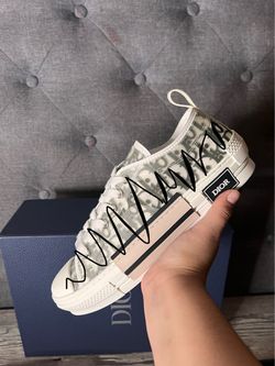 Dior b23 white