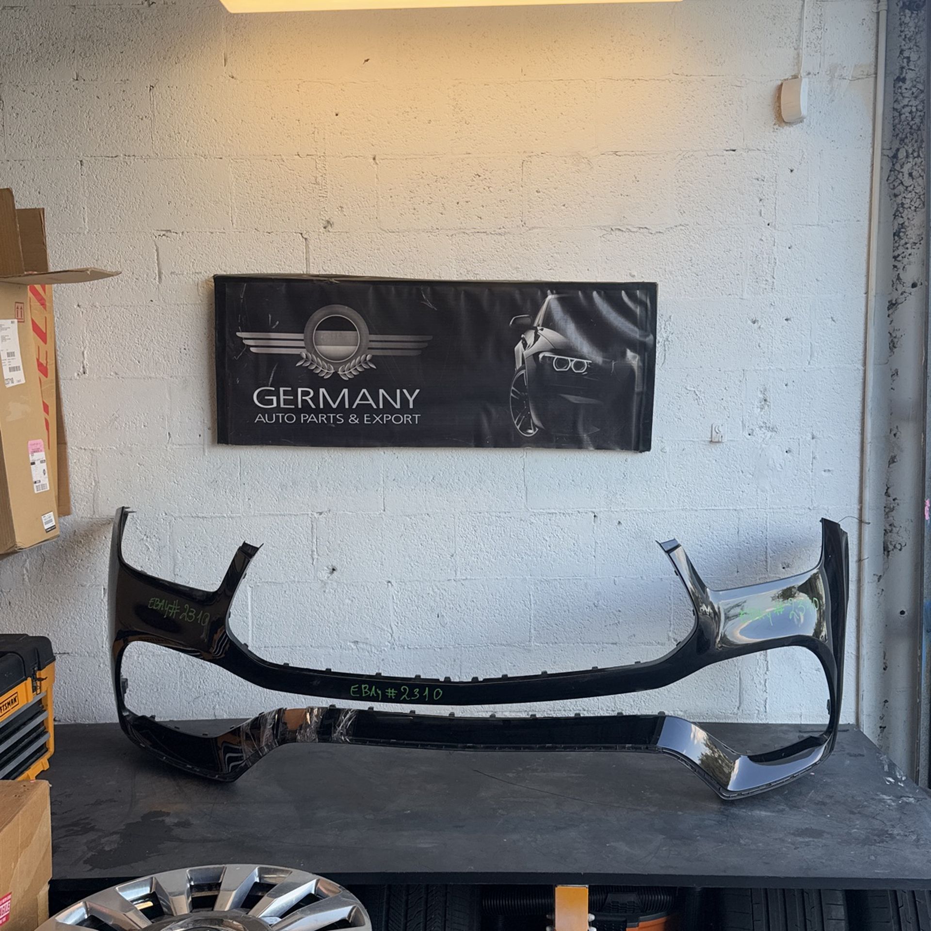 Mercedes Benz Gle 20-23 Front Bumper Cover Oem