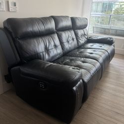 Black Leather Reclining Couch 