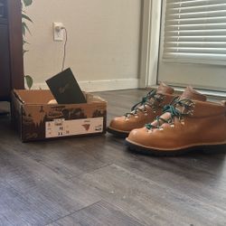 Danner Moutain Trail Boots 