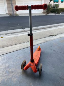 Micro Mini Kids 3-Wheel Scooter Orange