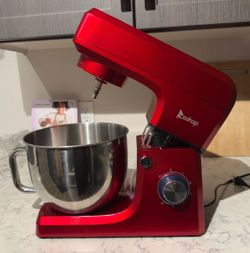 Stand Mixer with FREE hand mixer
