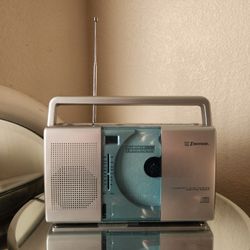 Emerson PD5098 CD Player