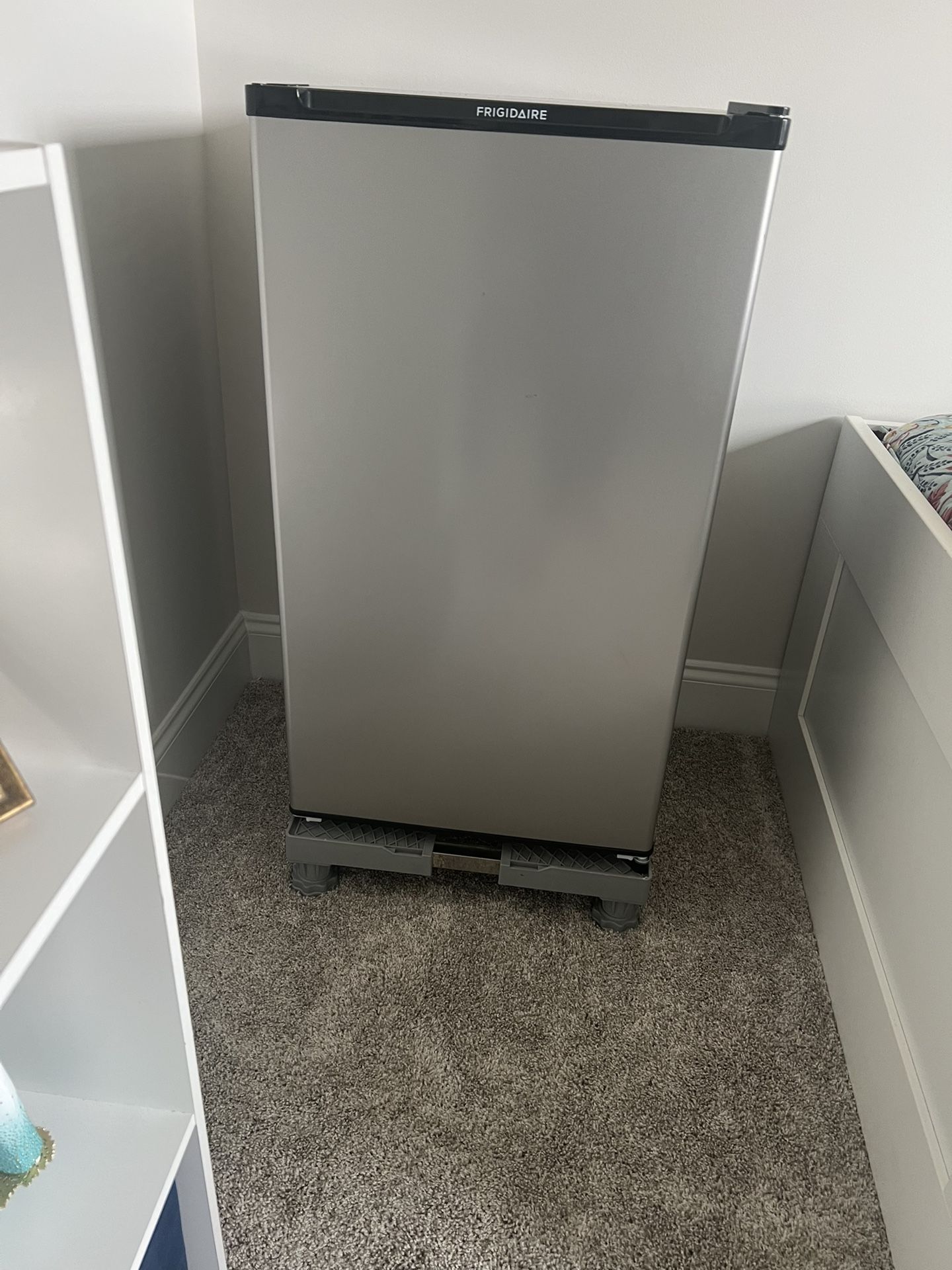 Small Refrigerator