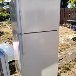 Free Refrigerator. 