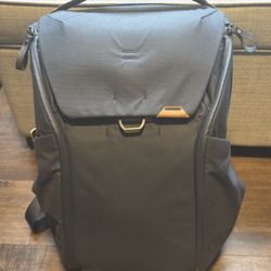 Peak Design V2 30L Everyday Backpack 