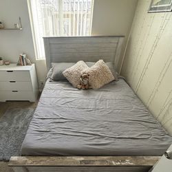 Ashley’s  Queen bedroom set