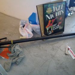 Basket Ball Hoop Stin In Good Condition 