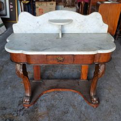 marble top vanity