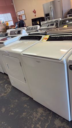 Mince like new Whirlpool gas dryer