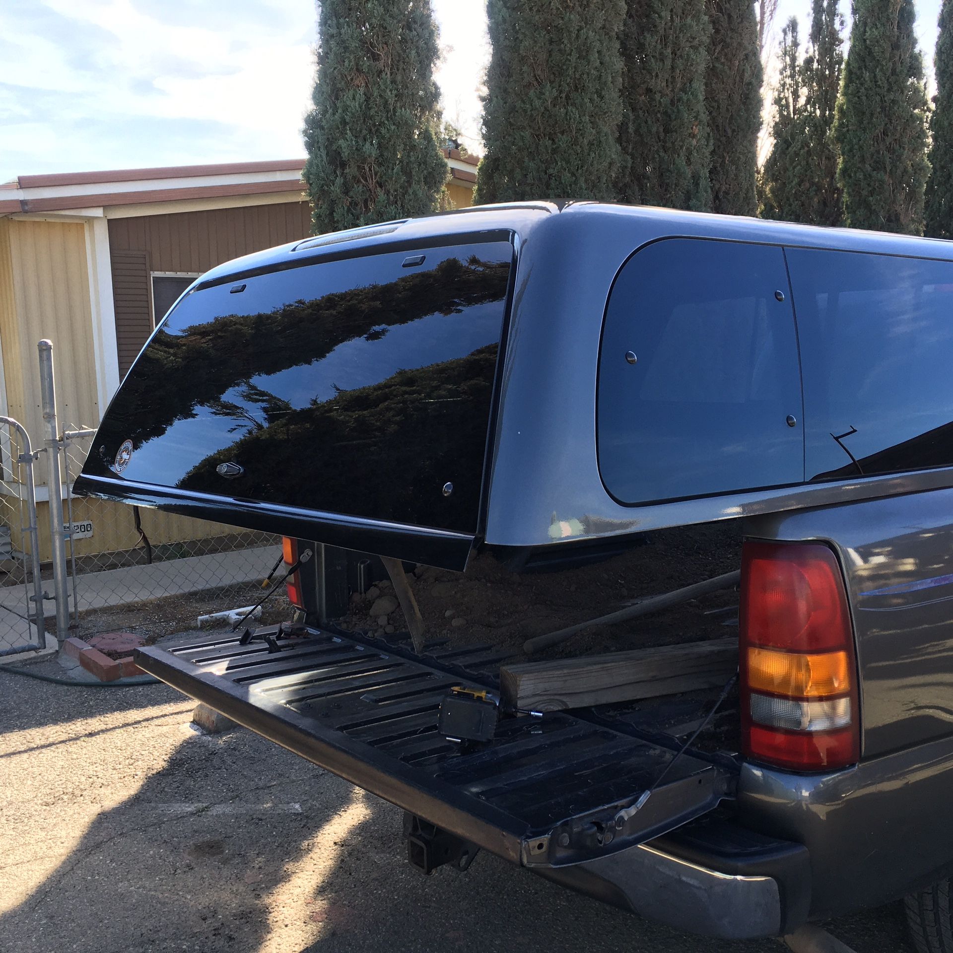 SnugTop Camper Shell for Sale in Riverside, CA OfferUp