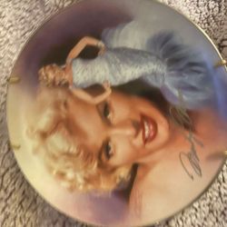 Limited Edition Marilyn Monroe Plates