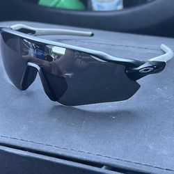 Mens Sunglasses Radar Oak