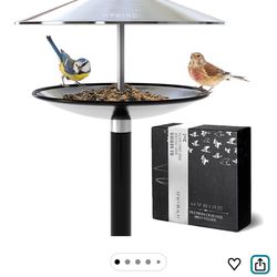 NEW - HYBIRD Bird Feeder and BirdBath Combo with Stand