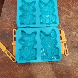 Frozen Treat Molds $2