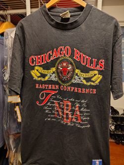 CHICAGO BULLS VINTAGE T-SHIRT