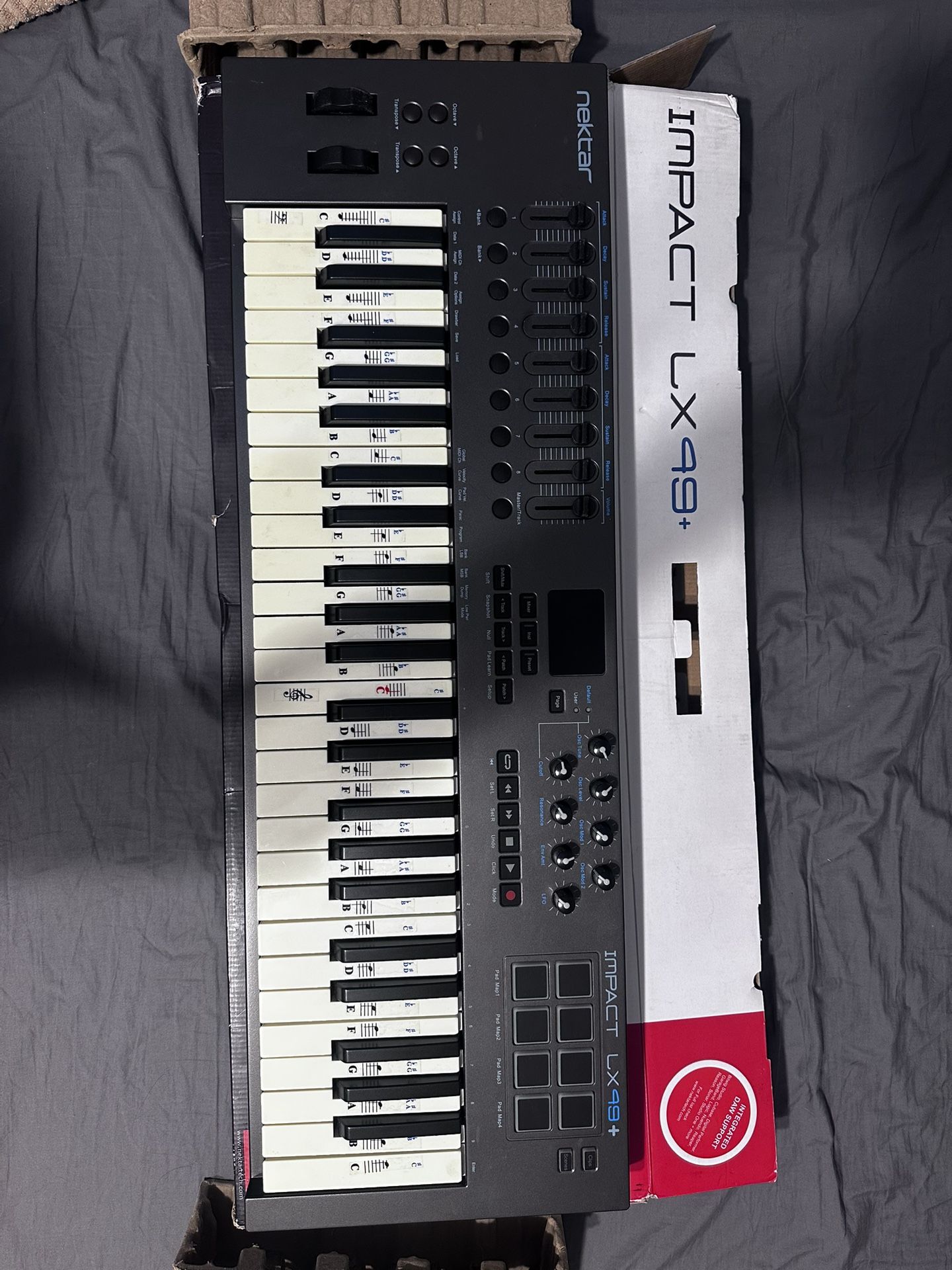 IMPACT LX 49+ Nektar Piano
