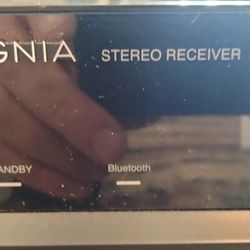Insignia Stereo Receiver 
