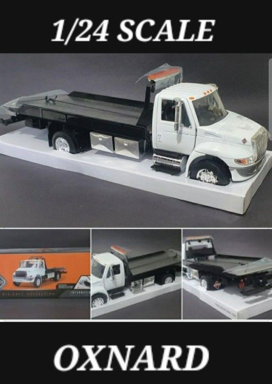 International Durastar 4400 Flatbed Tow Truck 1:24 Scale