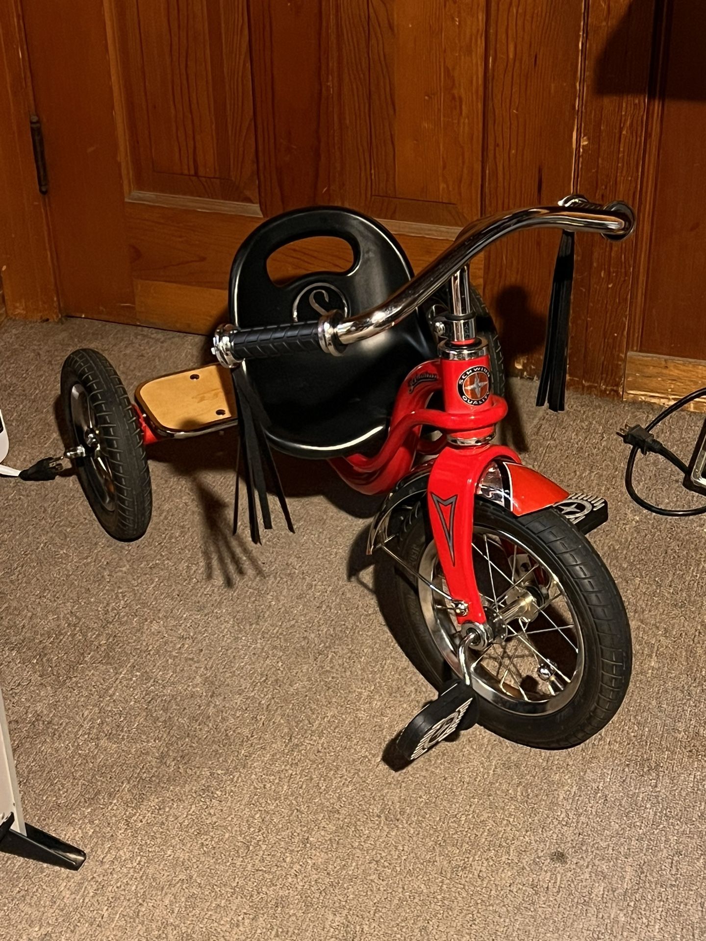 Schwinn Roadster 12" - Kids' Tricycle, Classic Tricycle, Red