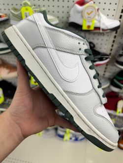 NIKE DUNK LOW RETRO SE HF2874-001 MEN’S SNEAKERS SIZE 11 USED