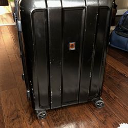 SwissGear 6297 Hardside Expandable Luggage with Spinner Wheels, Black, Checked-Large 27-Inch