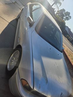 1999 BMW 528i