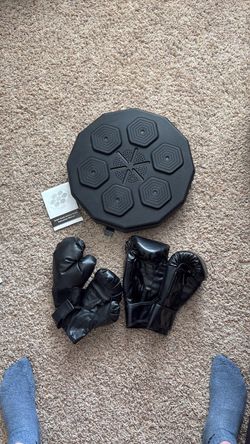 Smart music boxing target