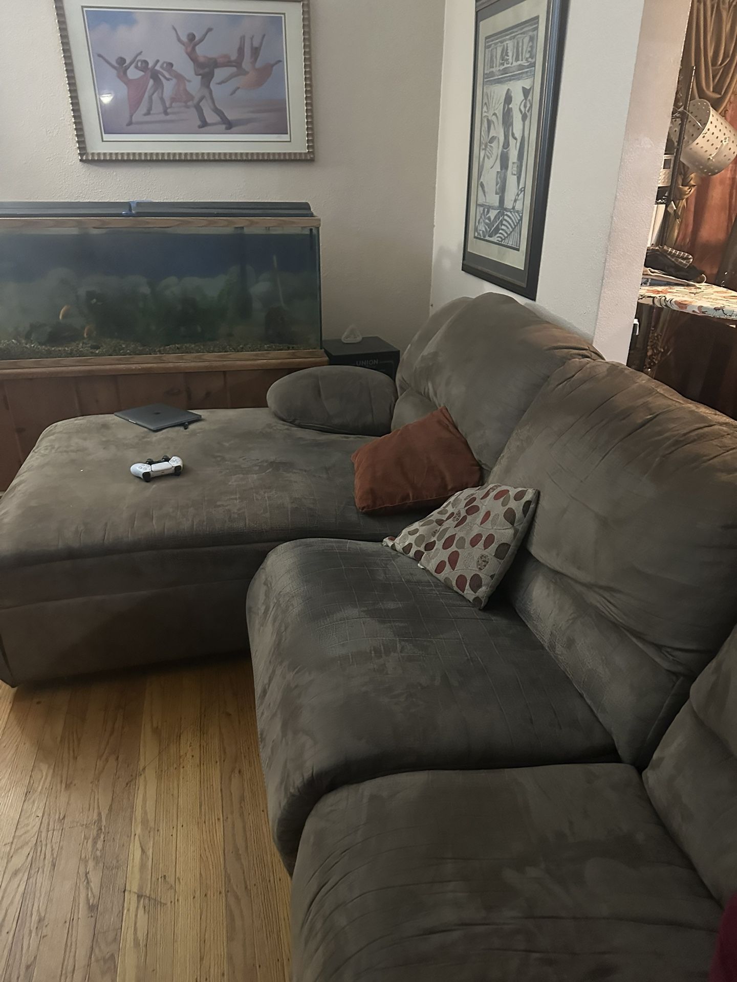 Free Reclining Sofa