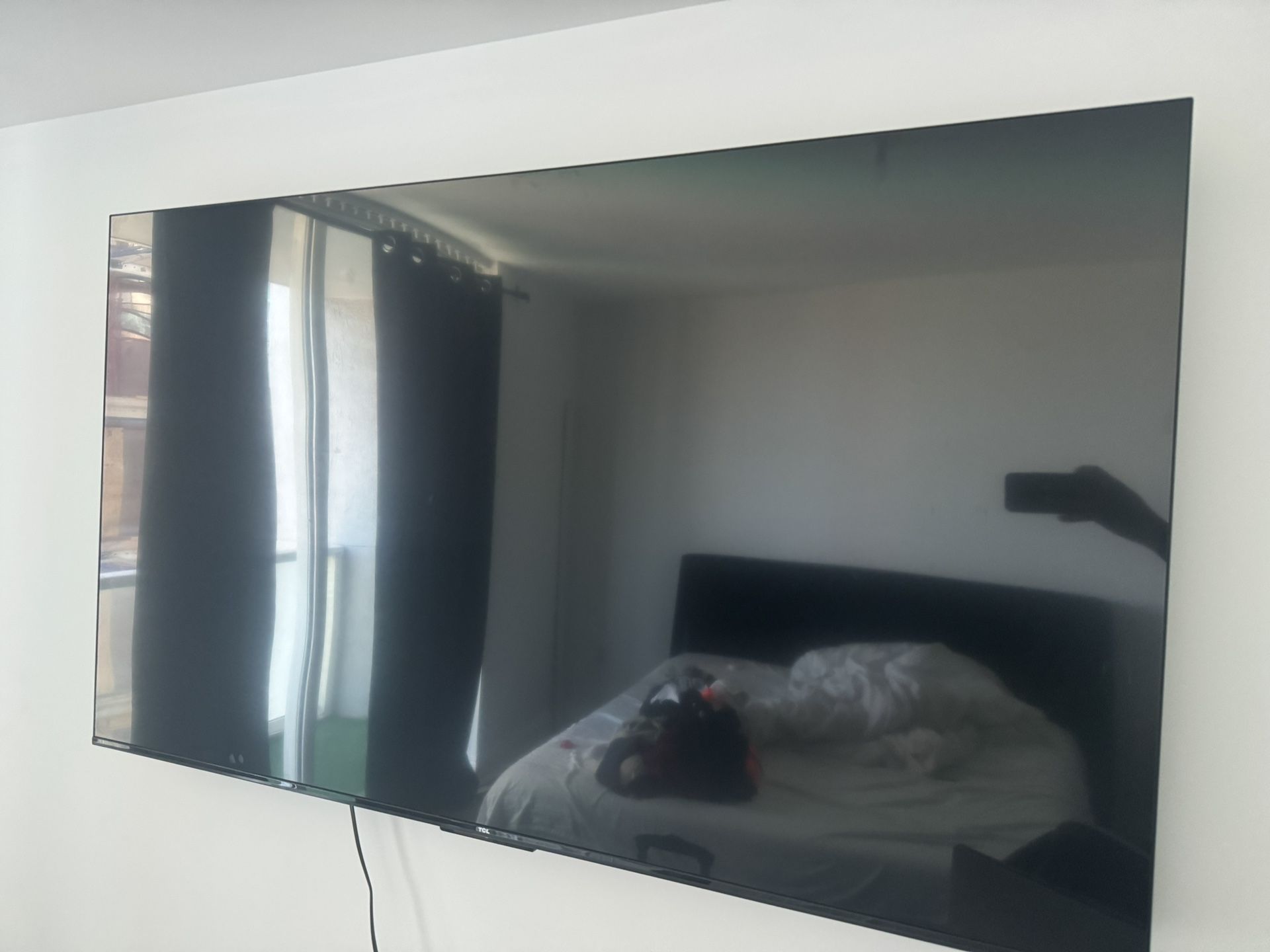 TCL 55 Inch With Remote And Mount