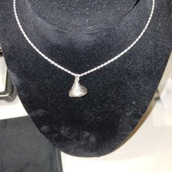 Solid Sterling Silver Kiss  😘 W/ Fine Italian Sterling Rope Chain (XL)