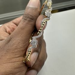 14KT Gold Bangel With 1/2ctw Diamonds