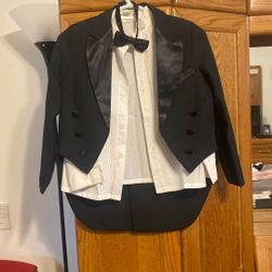 Size 10 Jacket Shirt And A Tie Only No Pants