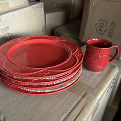 4 Platos Y 4 Tazas