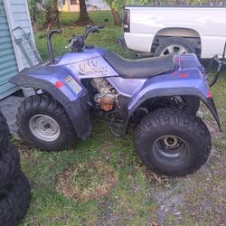 Kawasaki Bayou 300cc 4X4