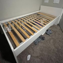 Twin Bed With Mattress 