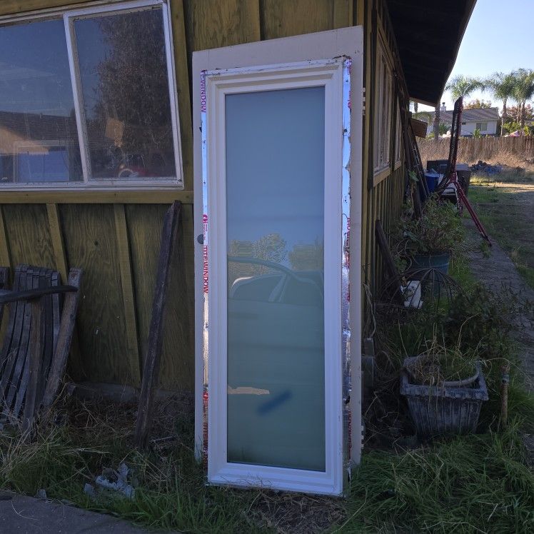 2060 Fixed Obscured Window for Sale in Modesto, CA - OfferUp