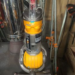 Dyson 24 Roller Ball Vacuum 